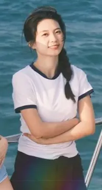 怦然心动的瞬间(恋爱互动游戏) 怦然心动的瞬间(恋爱互动游戏)