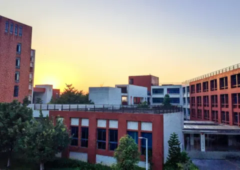 易上学(校园一卡通服务) 易上学(校园一卡通服务)